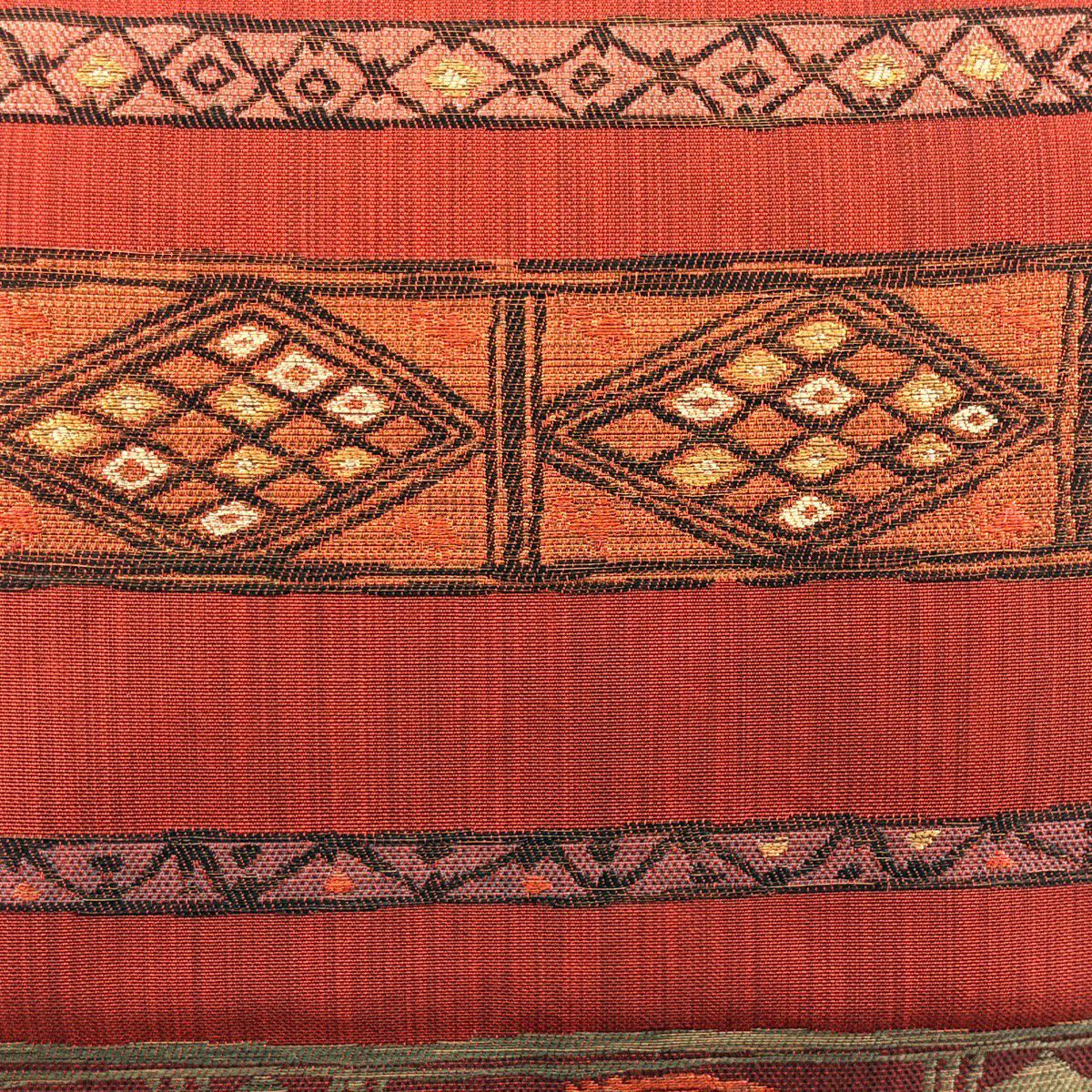 【美品】 袋帶 秀品級 動物 菱形 刺繡 金線 紅 六通 純蠶絲