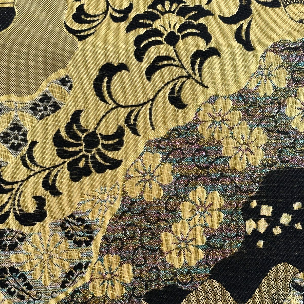 【美品】 袋帶 秀品級 花唐草紋 有職紋樣 金銀線 金金箔 金色 六通 純蠶絲