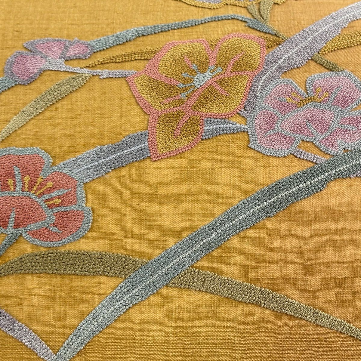 名古屋帶 秀品級 紬織織 草花紋紋 刺繡 山吹茶 純蠶絲