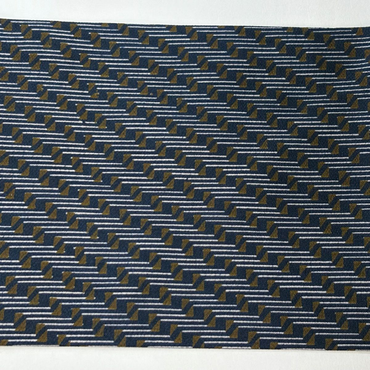 【美品】 名古屋帶 秀品級 幾何學 細條 深藍 純蠶絲