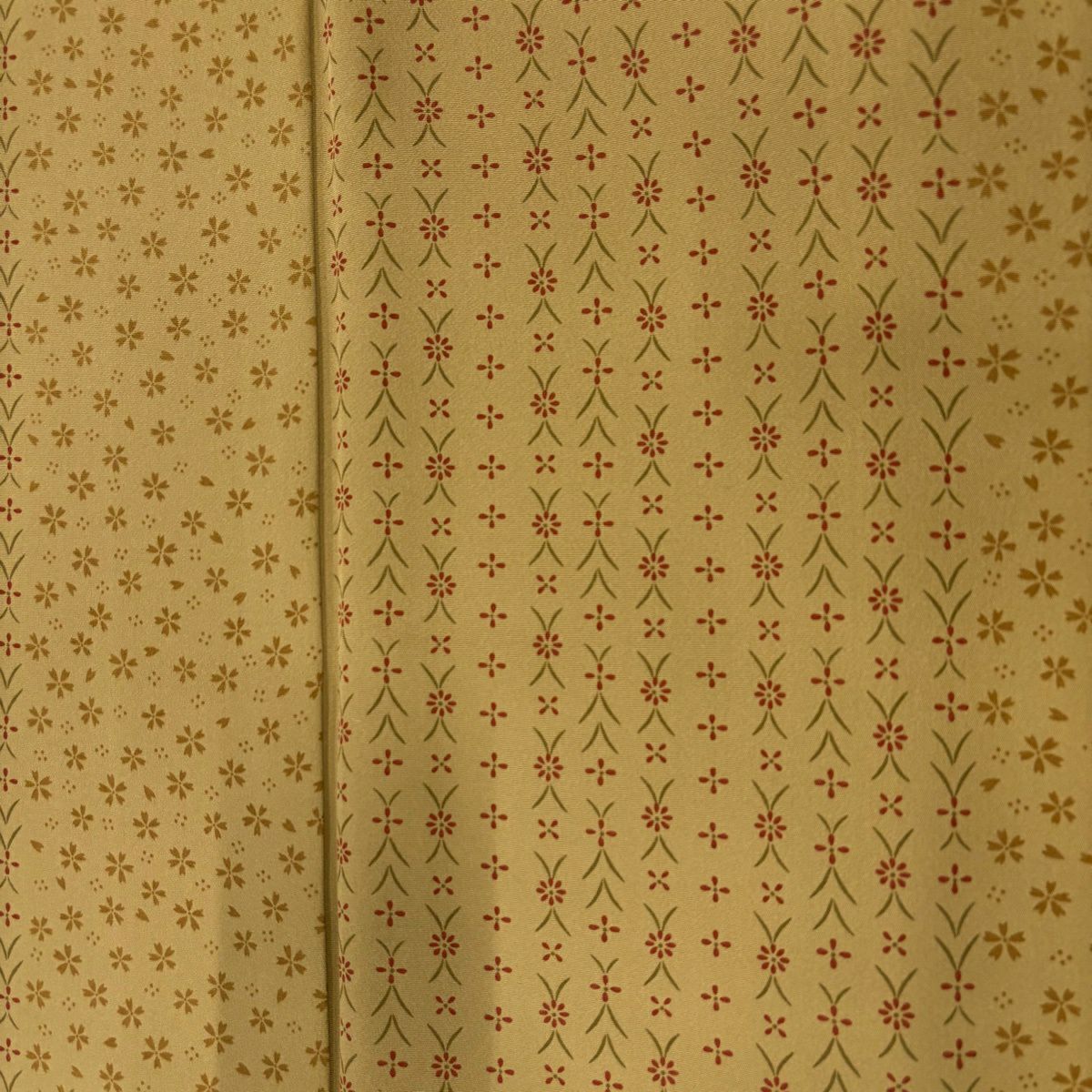 【美品】 小紋 身長150.5cm 袖長62cm S 雙層 樱花 草花紋紋 黃土 純蠶絲 優品級