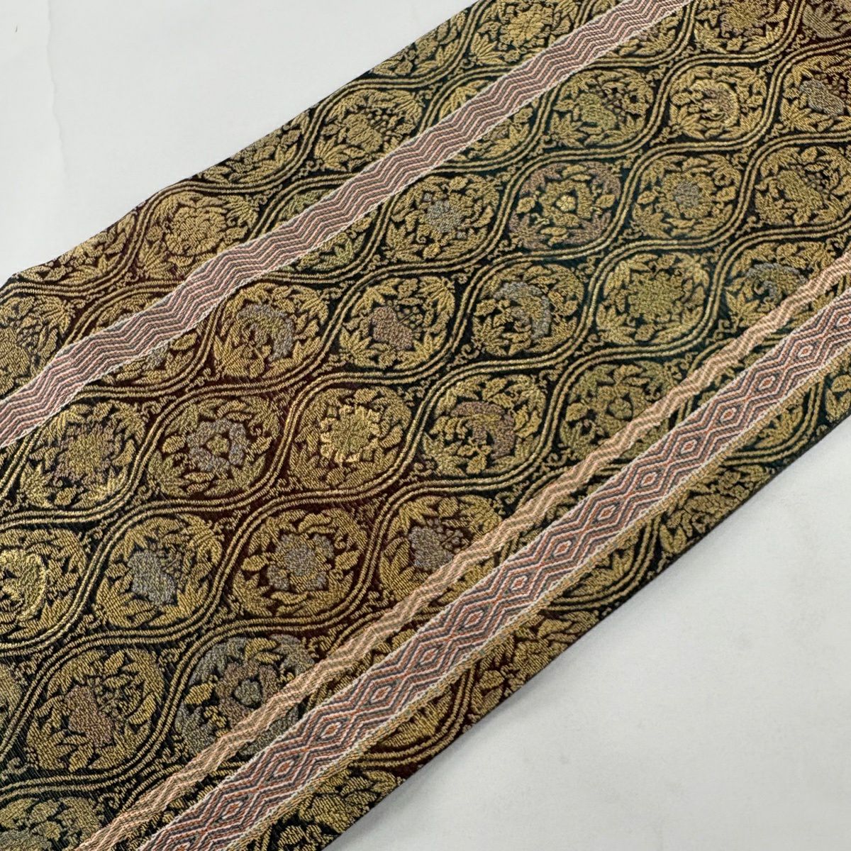 【美品】 袋帶 名品級 草花紋紋 縞 金絲 刺繡 深綠 六通 純蠶絲