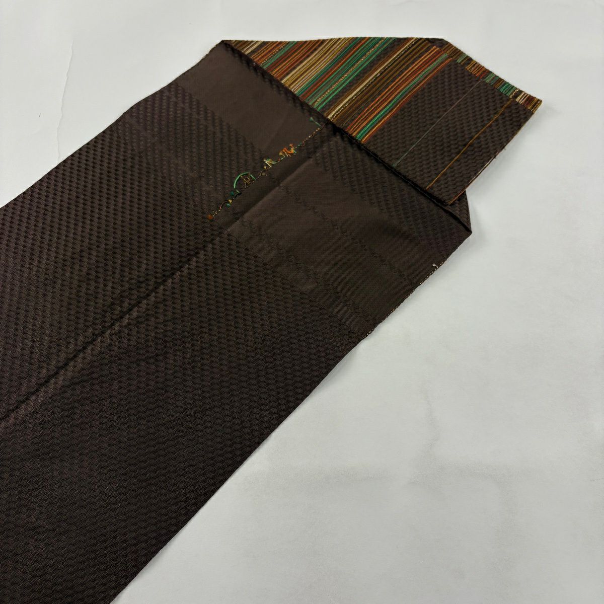 【美品】名古屋帶 名品級 八寸名古屋帶 松樹葉仕立 雜紋 金絲 焦茶 純蠶絲