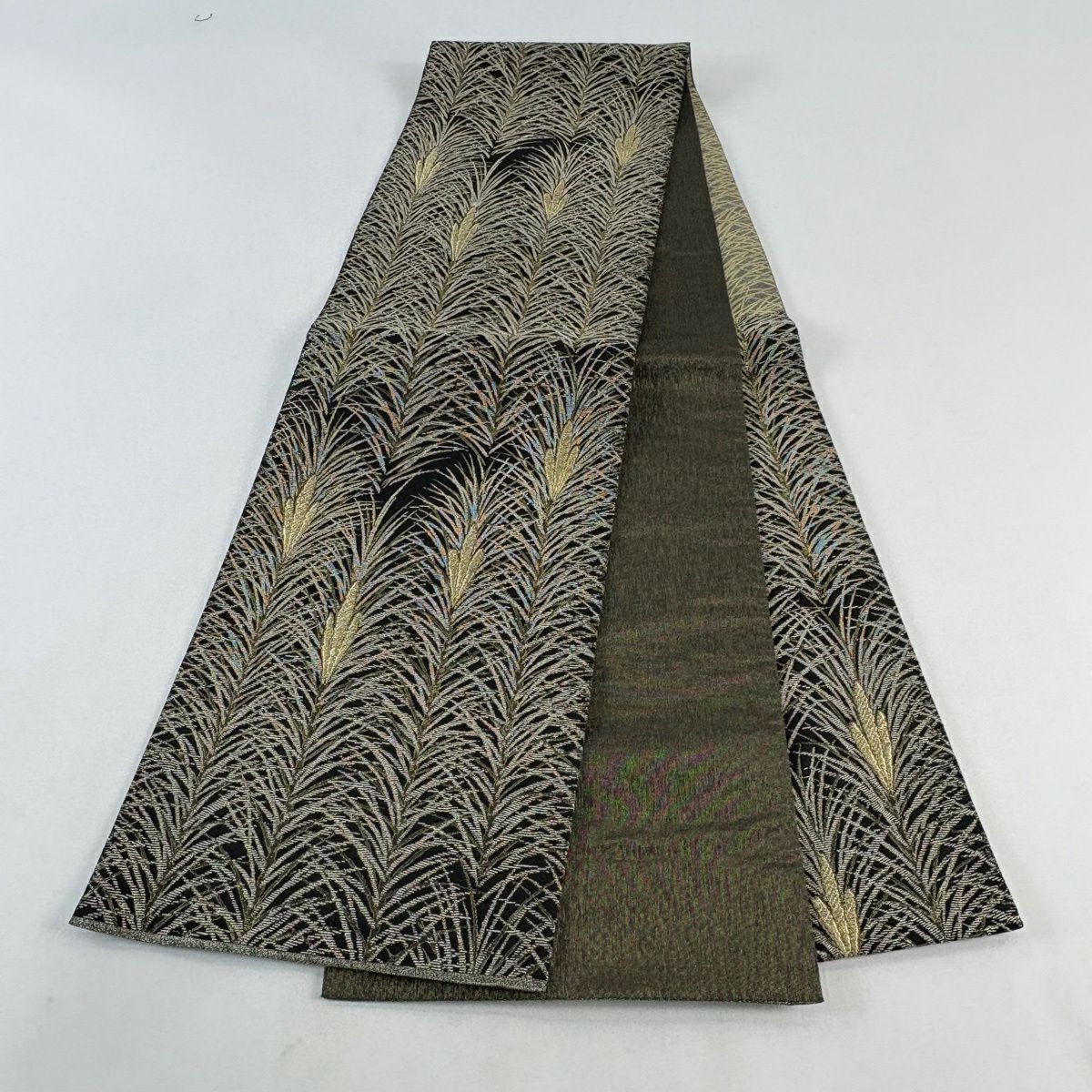 【美品】 袋帶 名品級 若松樹 金絲 金金箔 黑 六通 純蠶絲