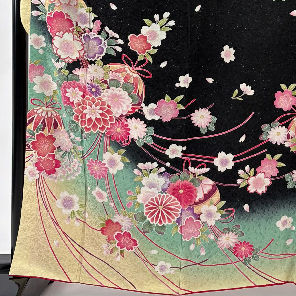 【美品】振袖禮服 身長165.5cm 袖長66cm M 雙層 藥玉 櫻花 金通し 金銀彩 黑 純蠶絲 逸品級