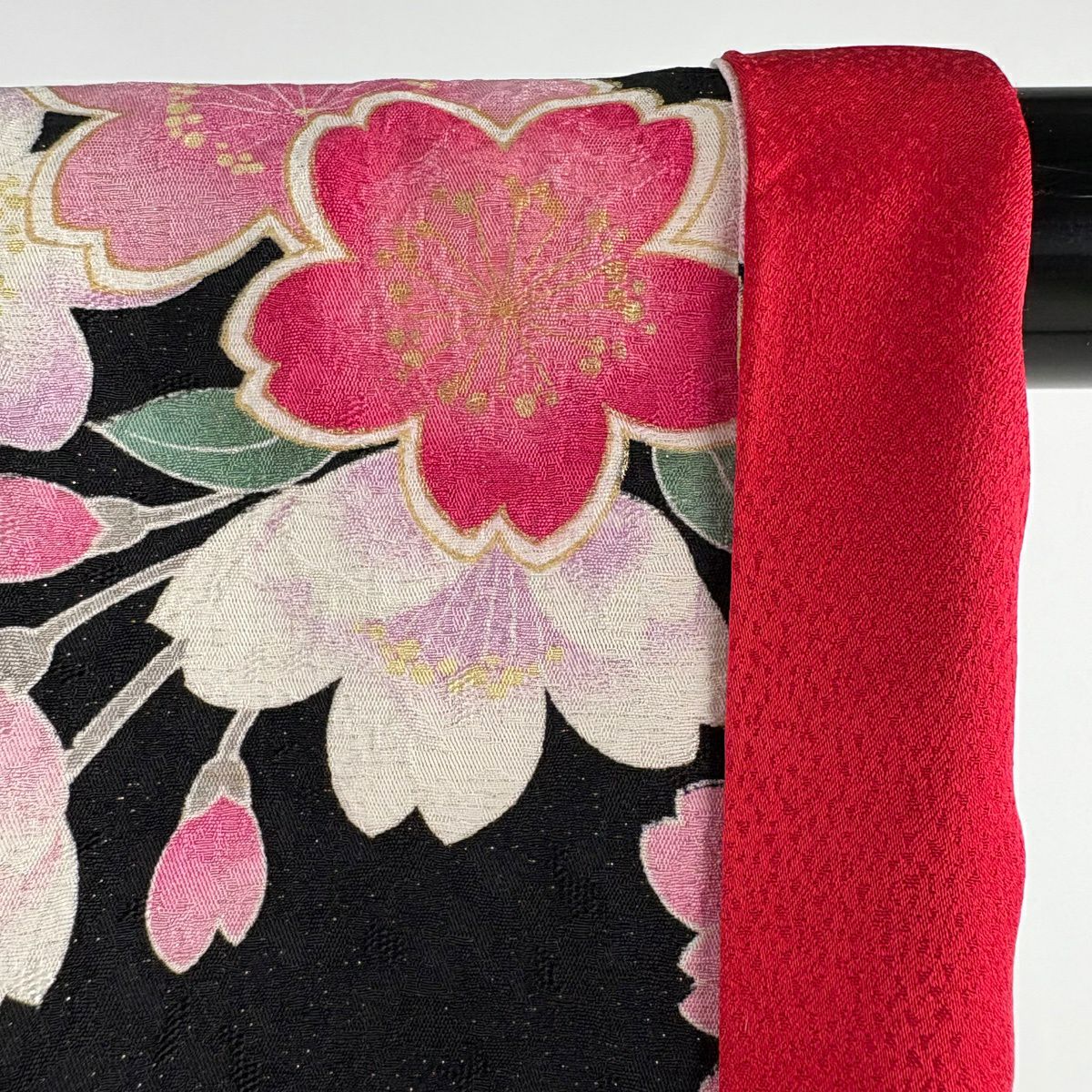 【美品】振袖禮服 身長165.5cm 袖長66cm M 雙層 藥玉 櫻花 金通し 金銀彩 黑 純蠶絲 逸品級