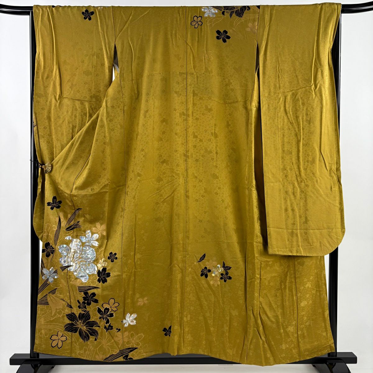 振袖禮服 身長155.5cm 袖長66cm M 雙層 堀省平 落款あり 櫻花 百合 金銀彩 金金箔 黃土 純蠶絲 逸品級