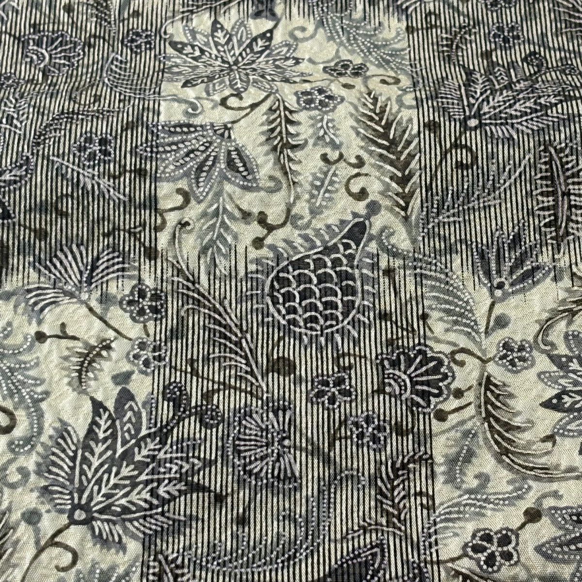 【美品】 袋帶 名品級 手先二通 草花紋紋 條紋 金銀彩 米色 大鼓圖案 純蠶絲