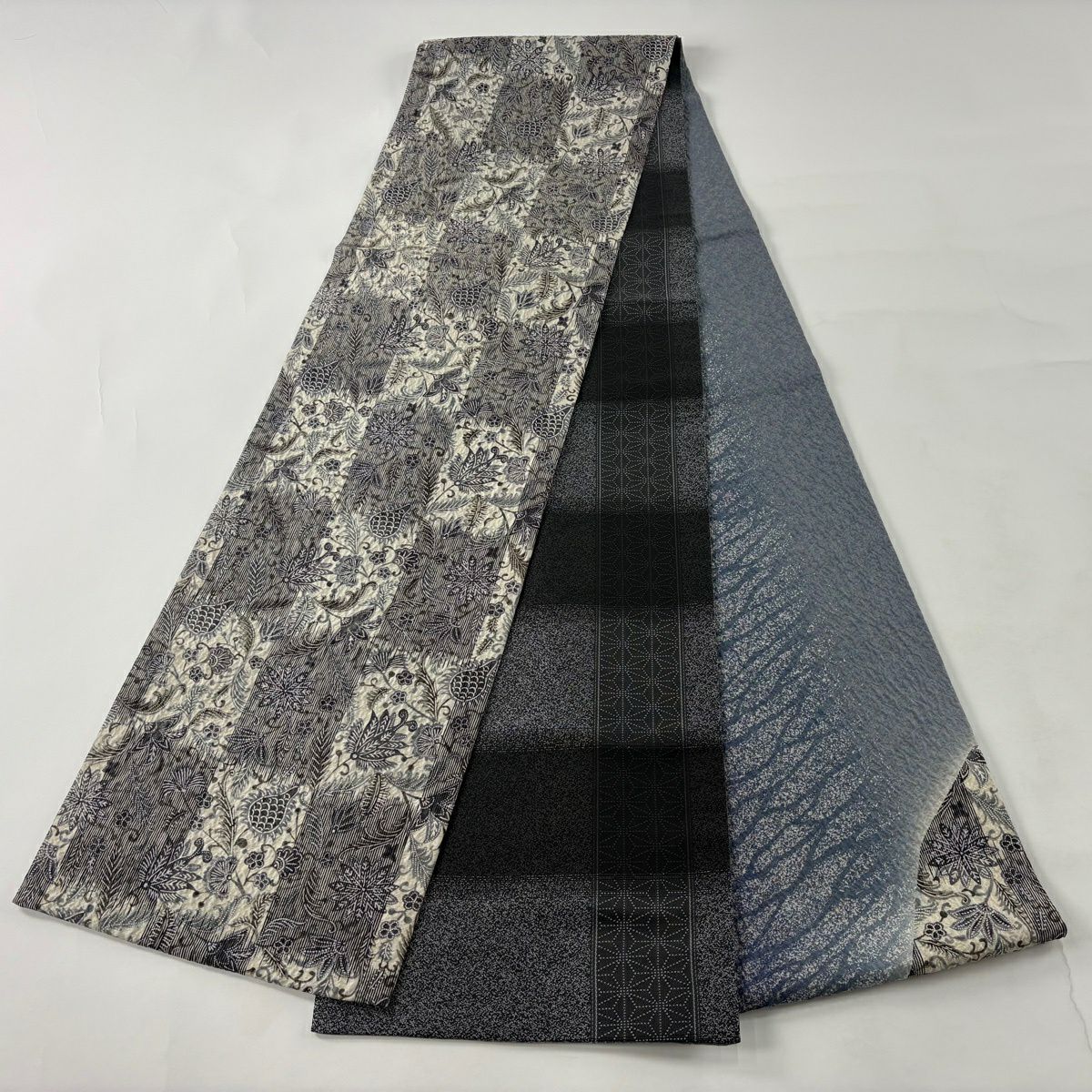 【美品】 袋帶 名品級 手先二通 草花紋紋 條紋 金銀彩 米色 大鼓圖案 純蠶絲