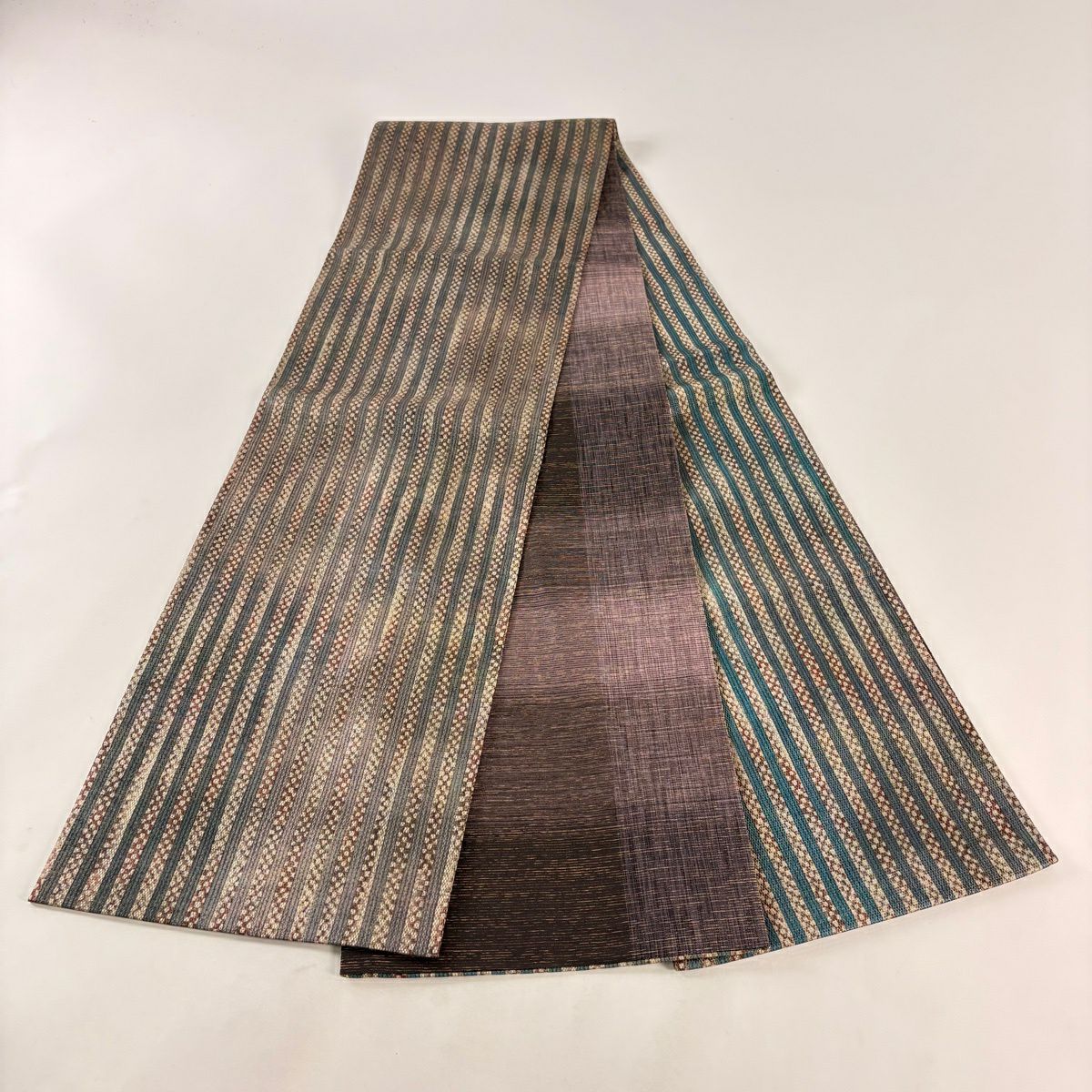 【美品】 袋帶 名品級 縞 幾何圖案 拉麵金金箔 淺豆色 全通 純蠶絲