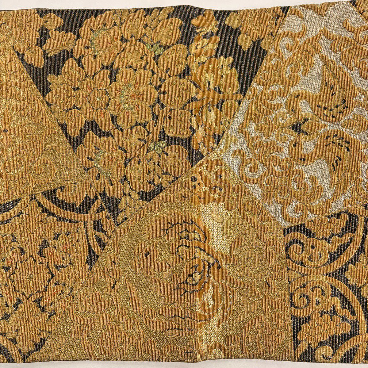 【美品】 袋帶 名品級 草花紋紋 鳳凰 金絲 金金箔 金 六通 純蠶絲