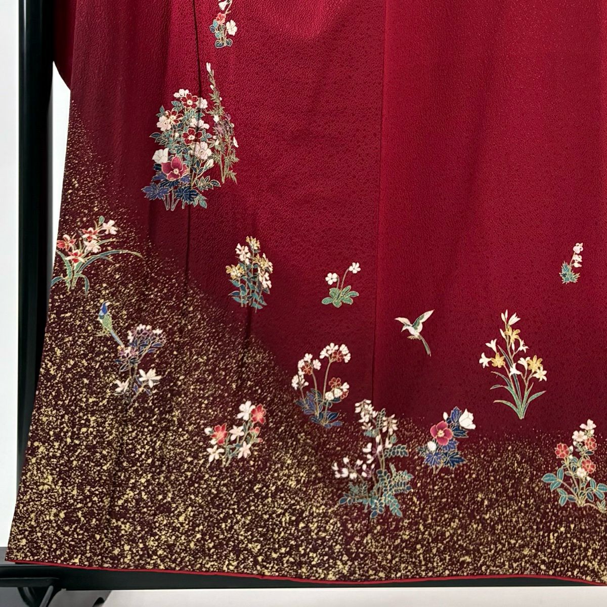 【美品】振袖禮服 身長157cm 袖長65.5cm M 雙層 鈴乃屋 草花紋紋 金彩裝飾 漸層 紅 純蠶絲 優品級