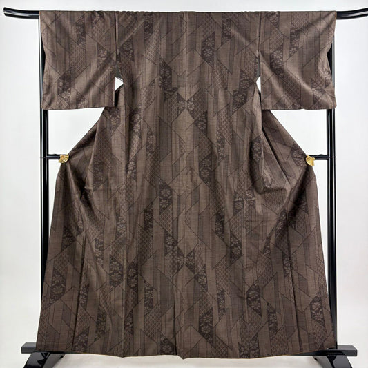 【美品】 紬織 身長160.5cm 袖長67cm M 雙層 花唐草紋 龜甲絣 焦茶 純蠶絲 秀品級