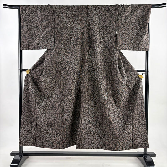 【美品】 大島紬織 身長154cm 袖長68.5cm L 雙層 純泥染 證書附帶 樹木 焦茶 純蠶絲 優品級