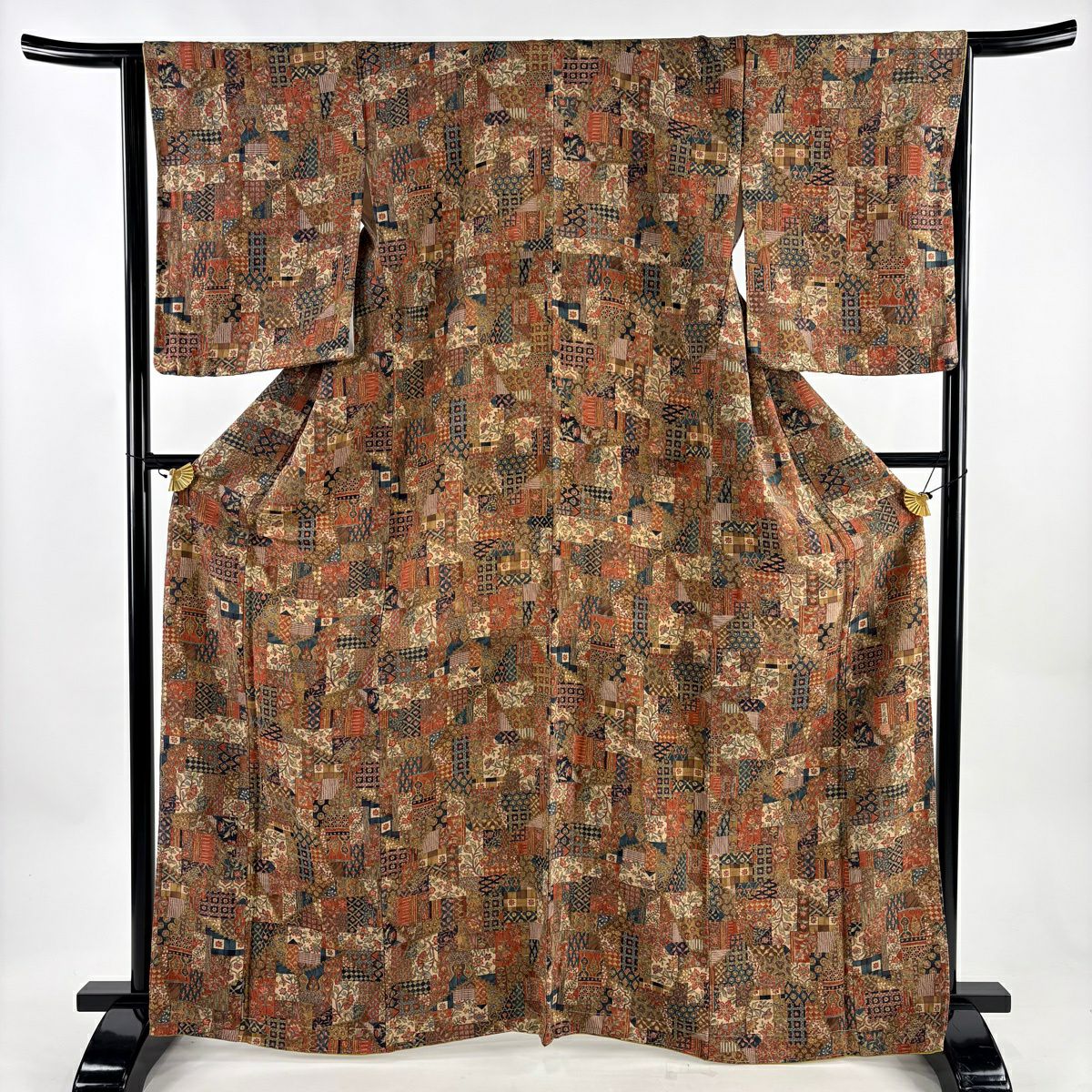 【美品】 小紋 身長166.5cm 袖長66cm M 雙層 二代目 更甚 落款あり 寄せ柄 更紗 茶 純蠶絲 秀品級