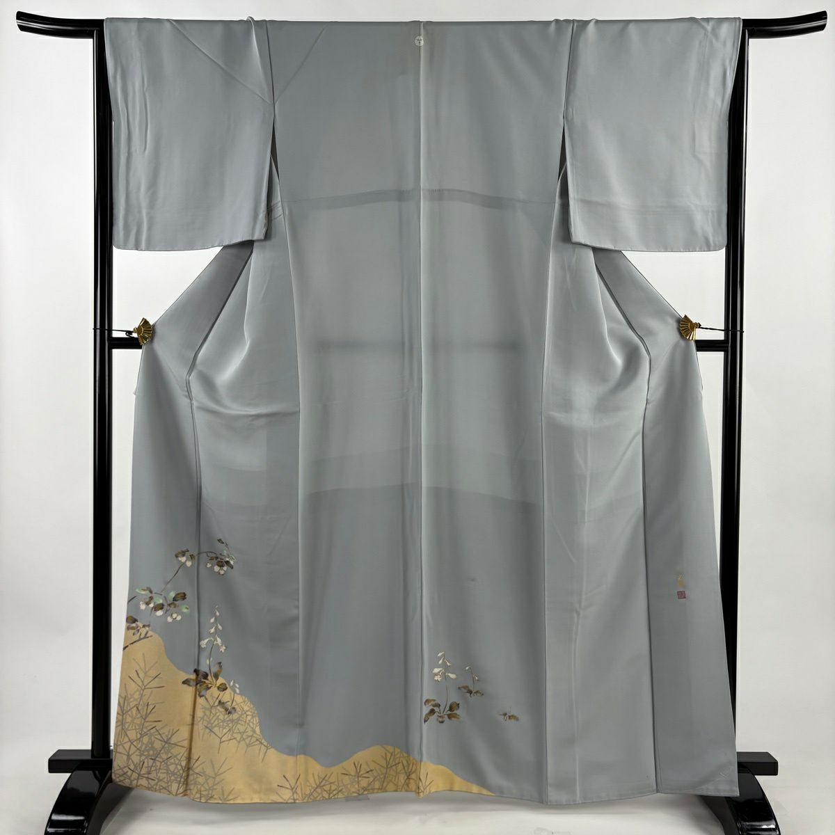 色留袖禮服 身長163.5cm 袖長66cm M 雙層 松樹尾光琳 落款あり 枝花 金彩裝飾 青灰 純蠶絲 秀品級 一つ紋