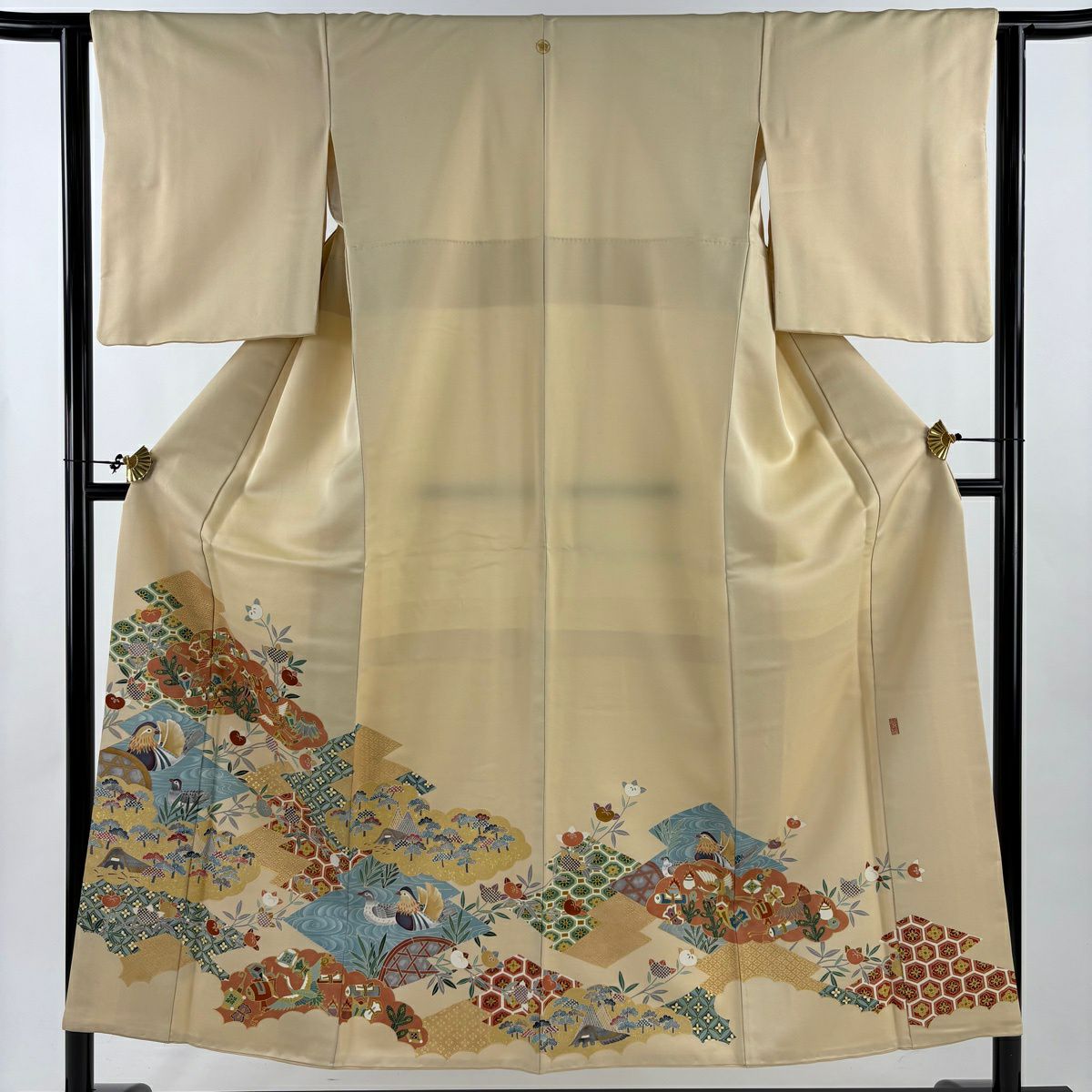 色留袖禮服 身長152.5cm 袖長63cm S 雙層 落款あり 寶盡くし 鴛鴦 金銀彩 金通し 米色 純蠶絲 秀品級 一つ紋