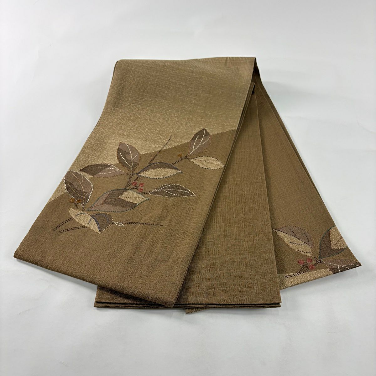 【美品】 袋帶 秀品級 葉與果實 刺繡 茶 お太鼓圖案 純蠶絲