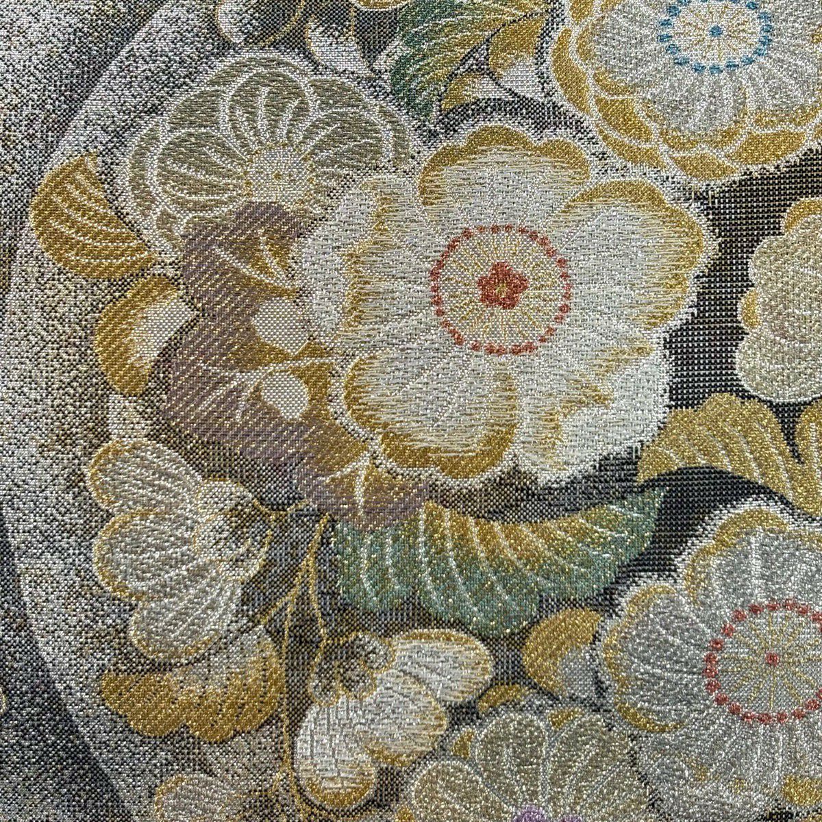 【美品】 袋帶 秀品級 草花紋 金銀彩 金金箔 銀 六通 純蠶絲