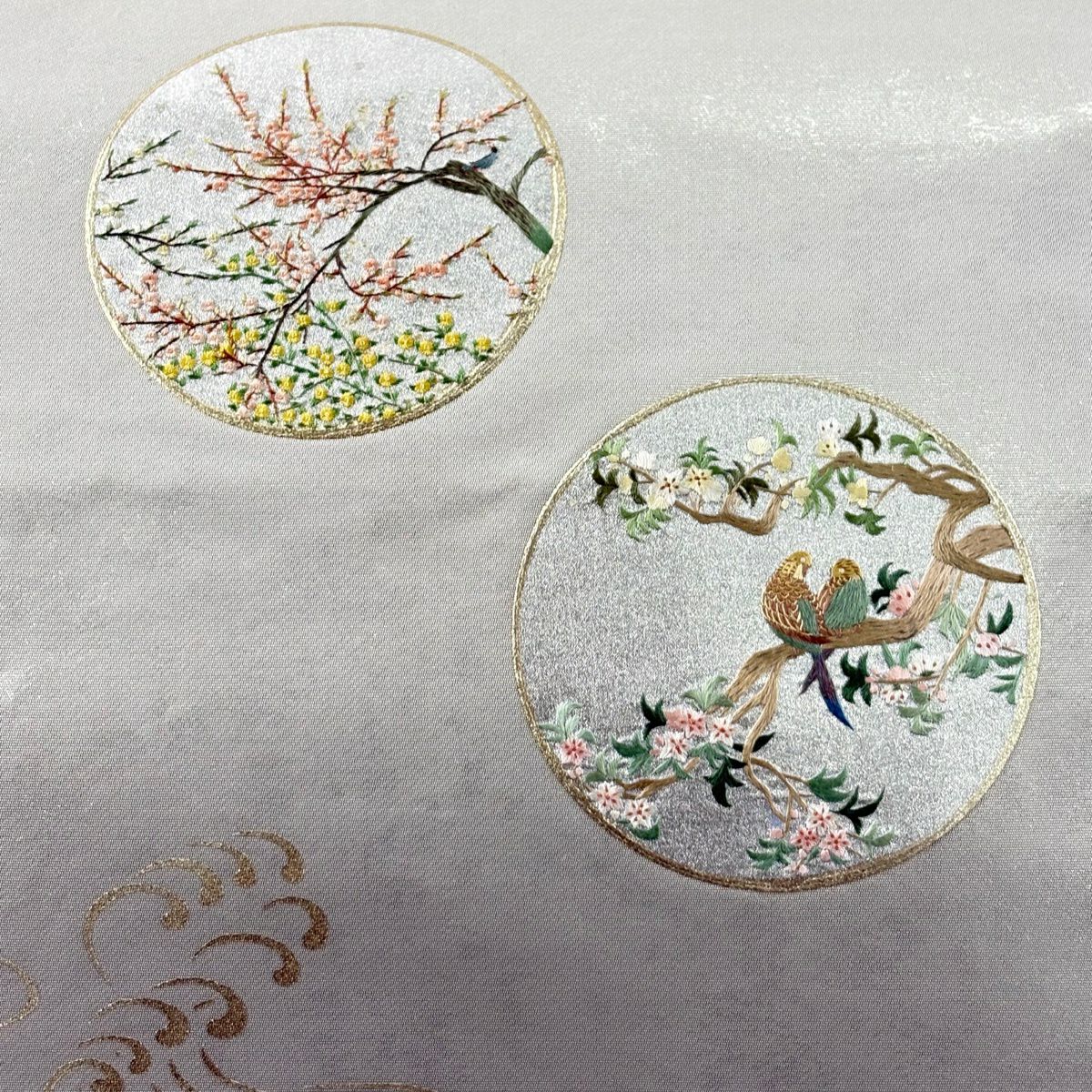 袋帶 秀品級 鈴乃屋 枝花 鳥 刺繡 金金箔 銀 お太鼓圖案 純蠶絲