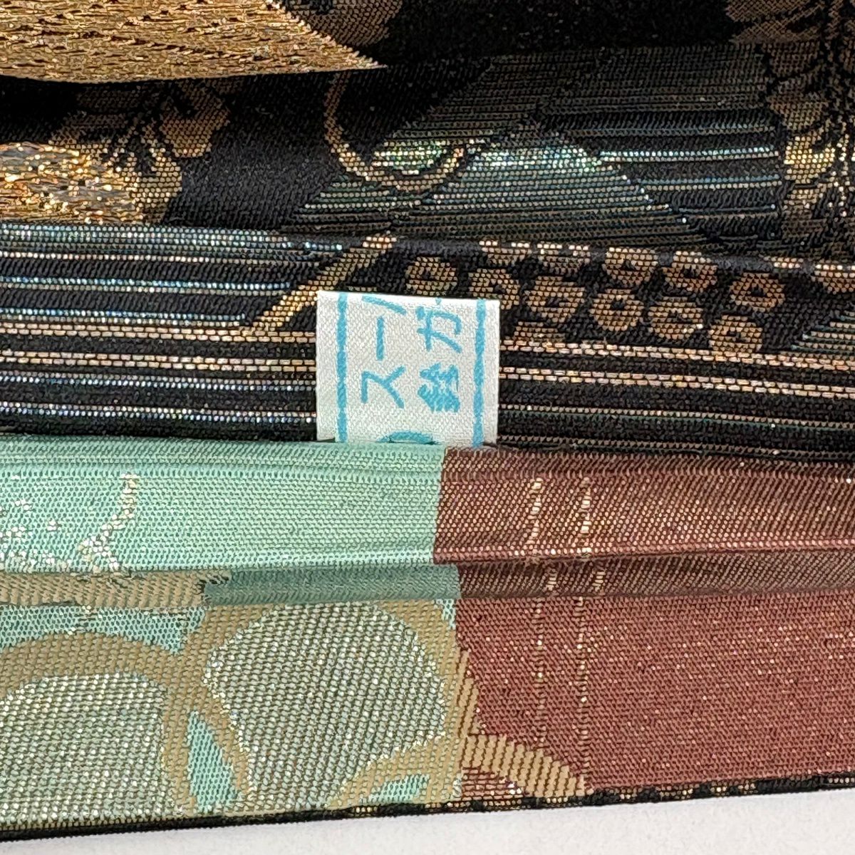【美品】 袋帶 秀品級 鈴乃屋 櫻 金糸 金金箔 黑 六通 純蠶絲