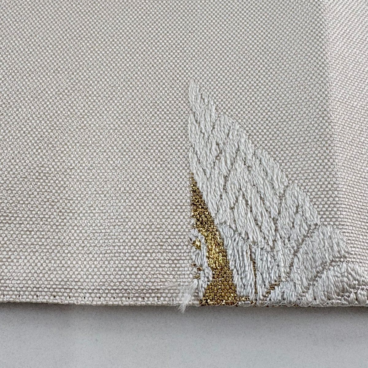 【美品】 袋帶 秀品級 向仙鶴 菱 金絲 金金箔 米色 六通 純蠶絲