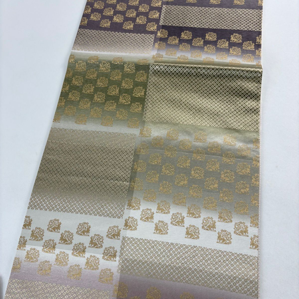 【美品】 袋帶 秀品級 落款あり 一期一會 變化市松樹 花兔 金銀彩 灰紫 六通 純蠶絲