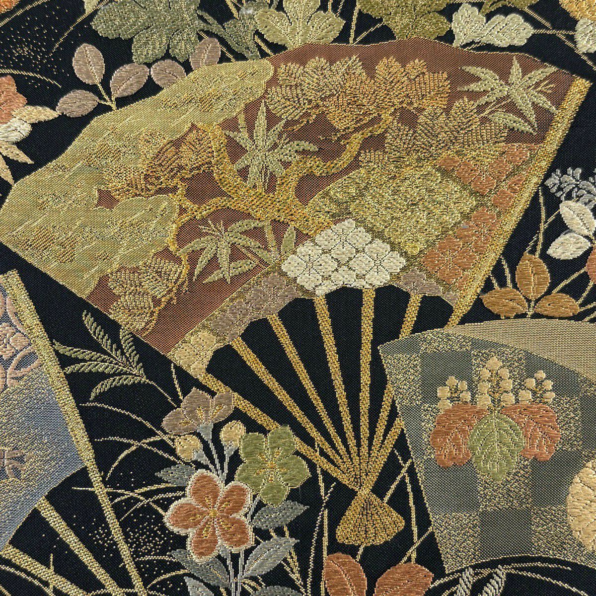 【美品】 袋帶 秀品級 高台寺蒔繪扇子紋 金絲 刺繡 黑 六通 純蠶絲