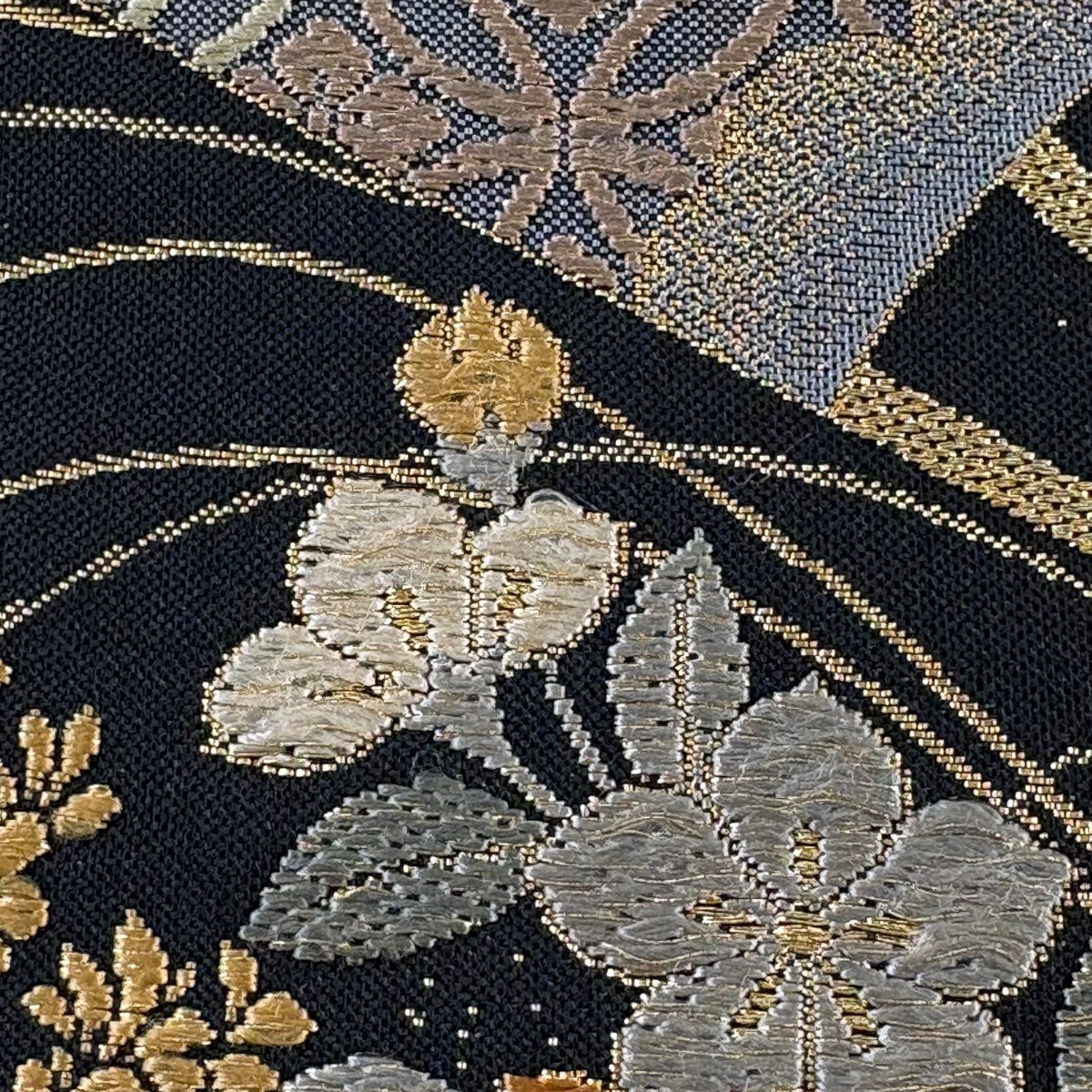 【美品】 袋帶 秀品級 高台寺蒔繪扇子紋 金絲 刺繡 黑 六通 純蠶絲