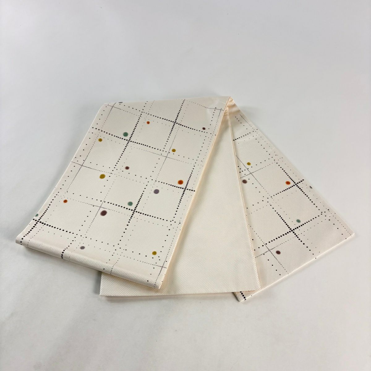 【美品】 袋帶 秀品級 幾何圖案 奶油色 大鼓圖案 純蠶絲