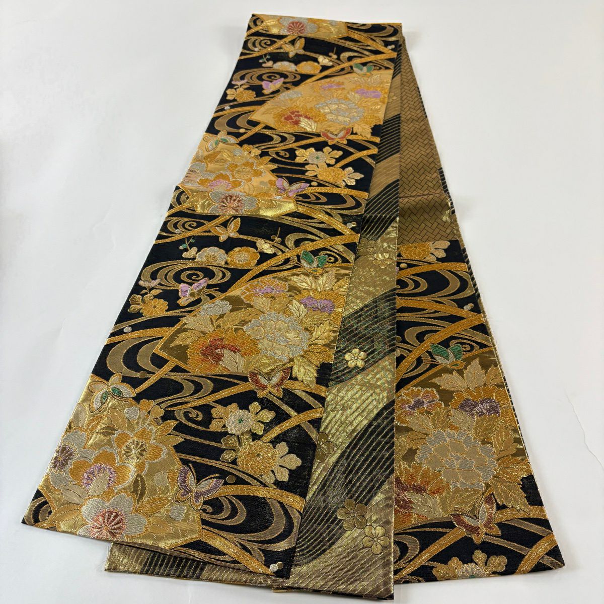 袋帶 秀品級 振袖禮服禮服用 草花紋紋 蝶 金金箔 金銀彩 黑 六通 純蠶絲