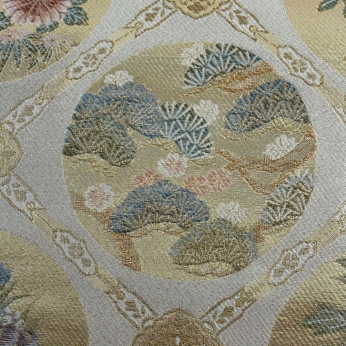 【美品】 袋帶 秀品級 松樹梅花 草花紋 金絲 金金箔 金色 六通 純蠶絲