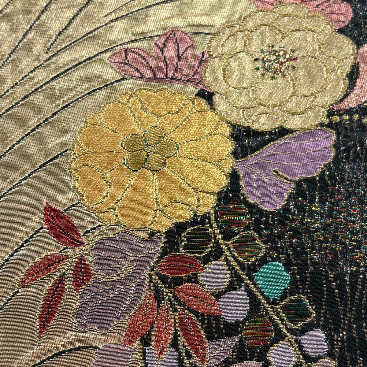 【美品】 袋帶 秀品級 草花紋紋 波 金銀彩 金金箔 黑 六通 純蠶絲