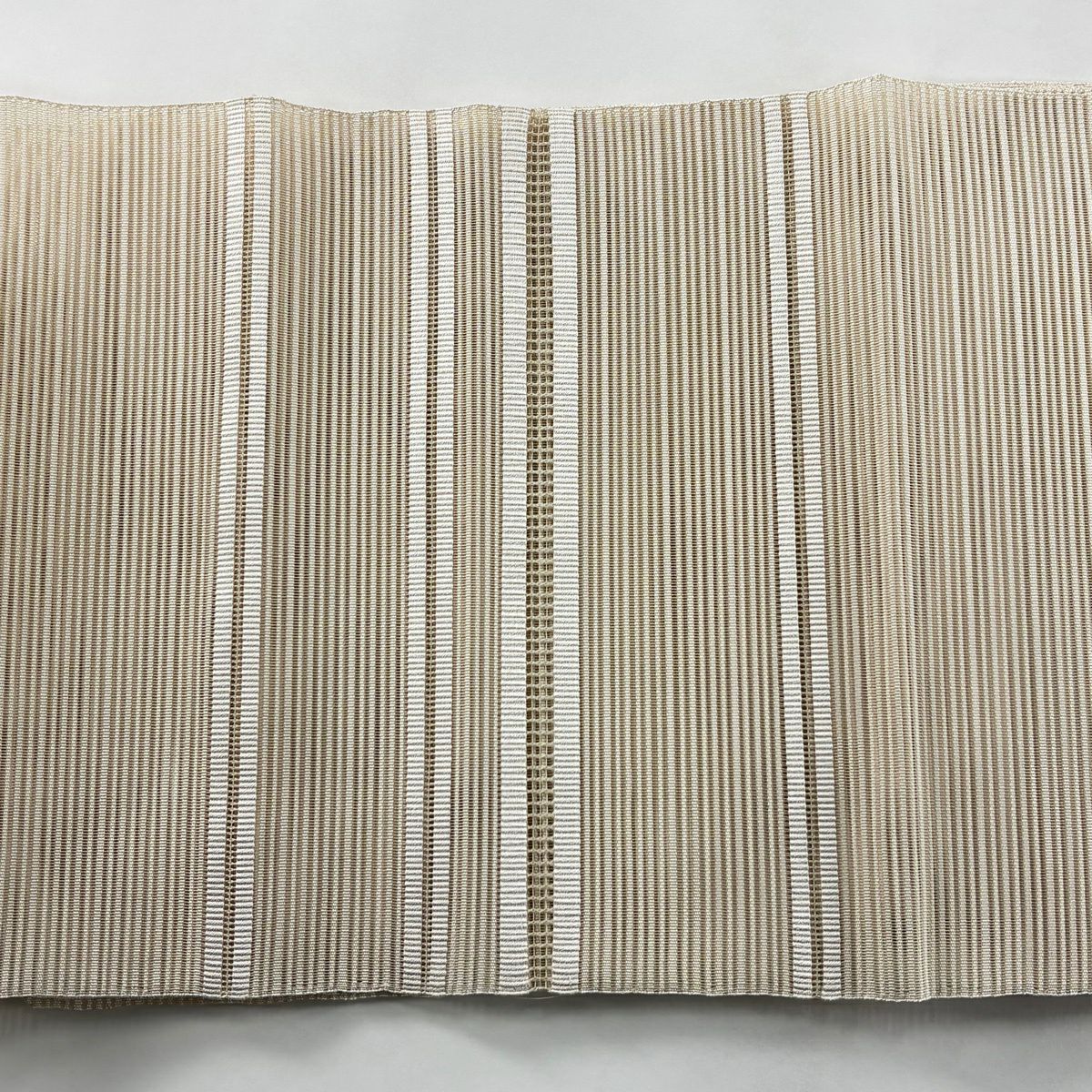 【美品】名古屋帶 秀品級 夏帶 絽 松樹葉仕立 八寸名古屋帶 幾何學 米色 純蠶絲