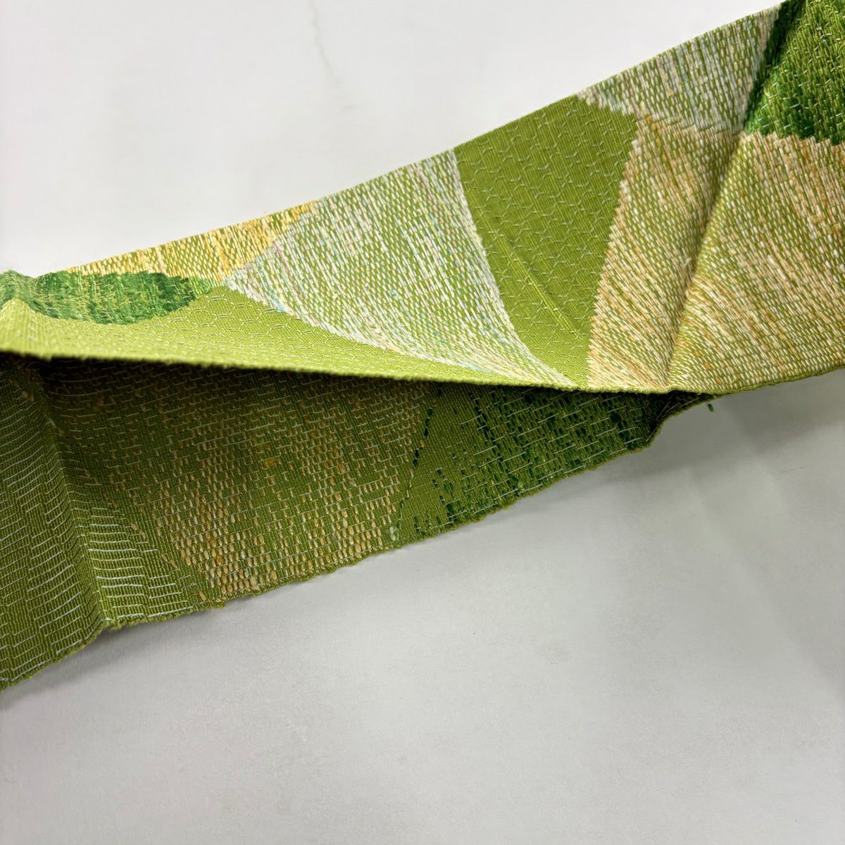 【美品】名古屋帶 秀品級 幾何學 よもぎ綠 純蠶絲