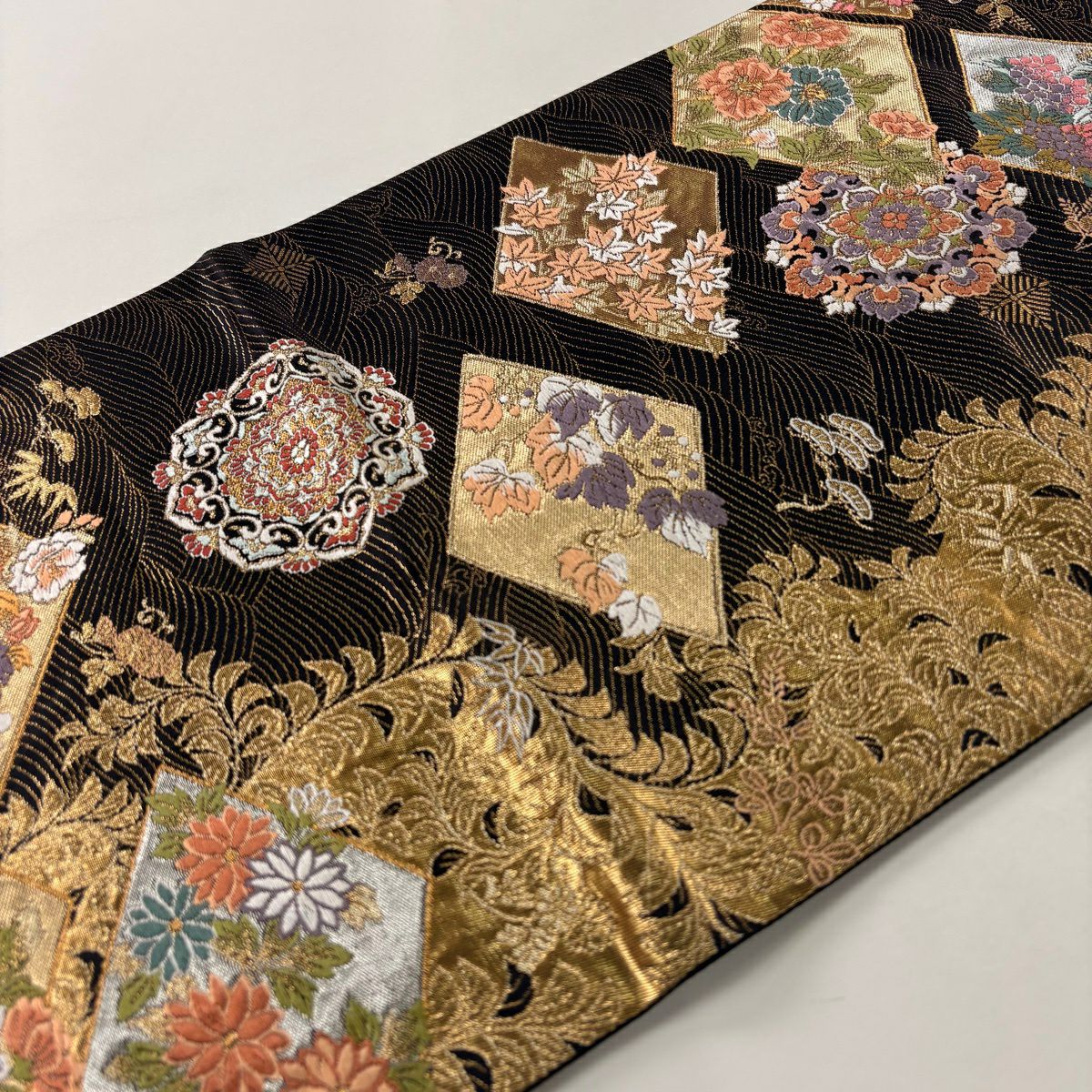 【美品】 袋帶 秀品級 華紋 草花紋 金金箔 金銀彩 墨 深藍 六通 純蠶絲