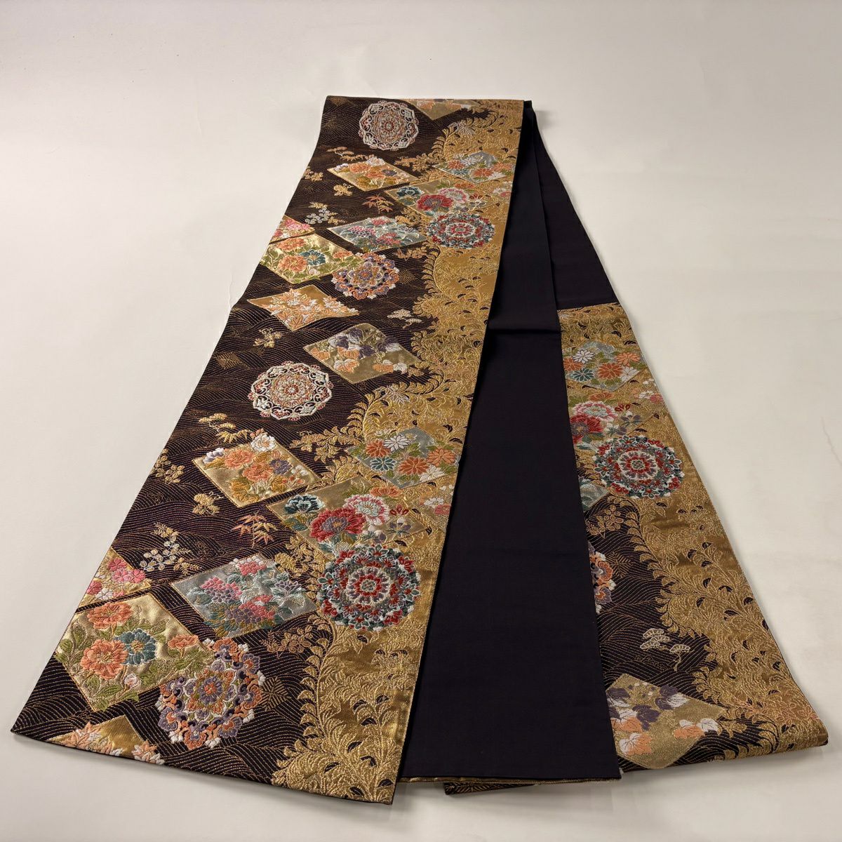 【美品】 袋帶 秀品級 華紋 草花紋 金金箔 金銀彩 墨 深藍 六通 純蠶絲