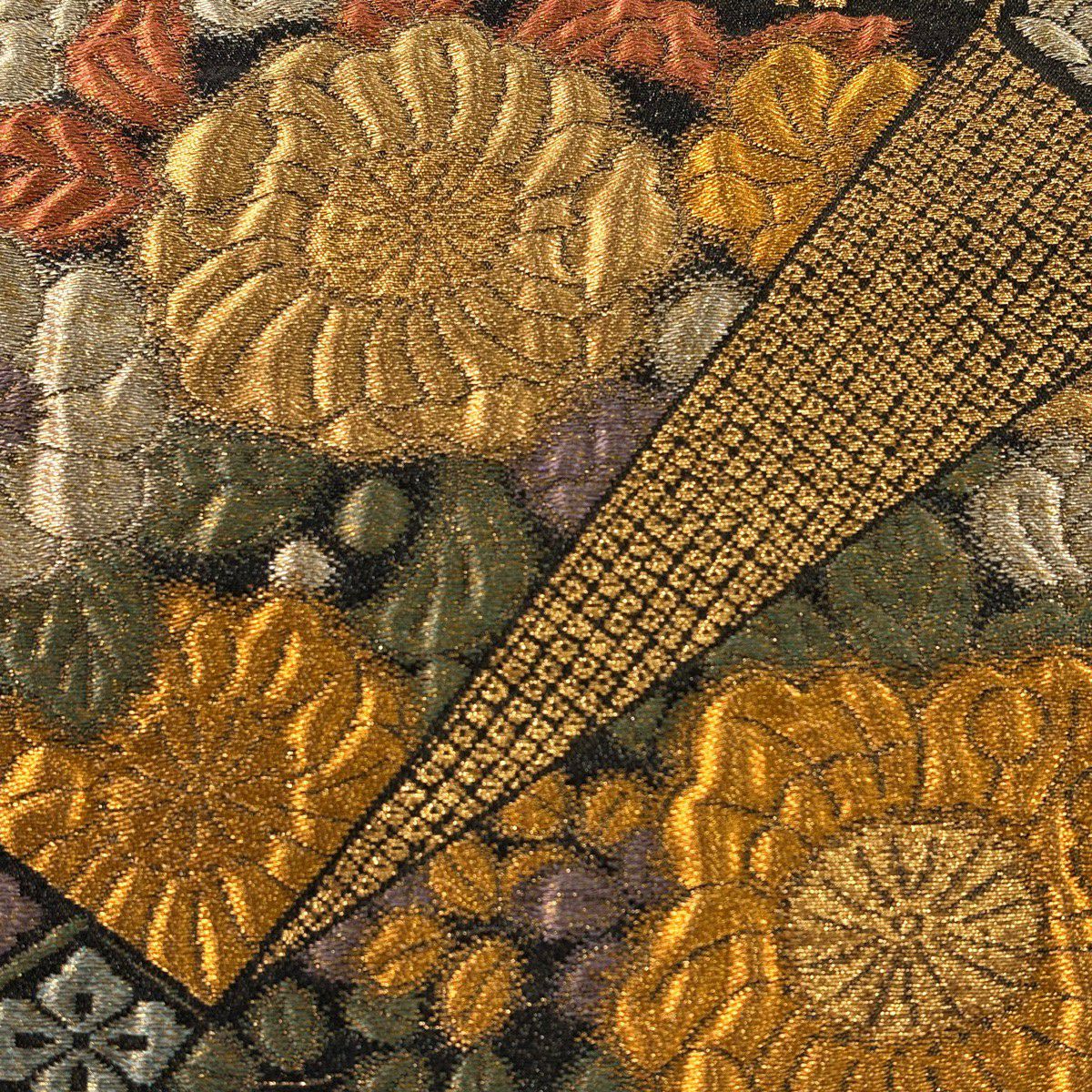 【美品】 袋帶 秀品級 草花紋 花菱 金金箔 金絲 墨色 六通 純蠶絲