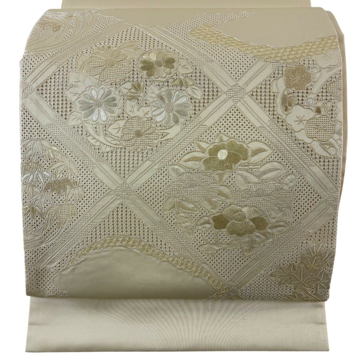 【美品】 袋帶 秀品級 花丸紋 菊花 刺繡 奶油色 お太鼓圖案 純蠶絲