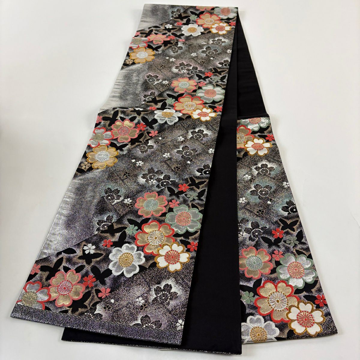 【美品】 袋帶 優品級 振袖禮服禮服用 櫻花 蝴蝶 金絲 刺繡 黑色 六通 純蠶絲