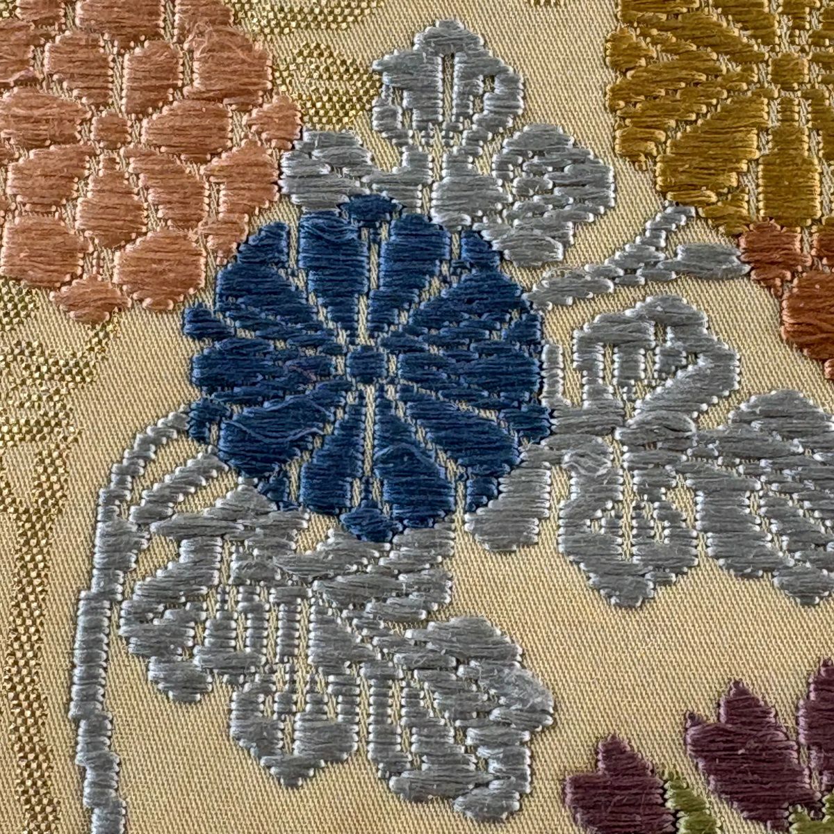 【美品】 袋帶 秀品級 關西仕立 草花紋 蝶 唐織 金金箔 鶯 綠 六通 純蠶絲