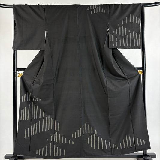 【美品】 付下 身長158.5cm 袖長66.5cm M 雙層 大島紬織地 證書附帶 幾何學圖案 焦茶 純蠶絲 優品級