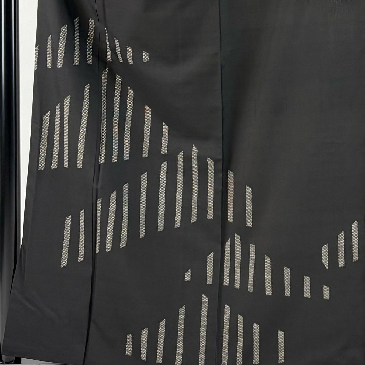 【美品】 付下 身長158.5cm 袖長66.5cm M 雙層 大島紬織地 證書附帶 幾何學圖案 焦茶 純蠶絲 優品級