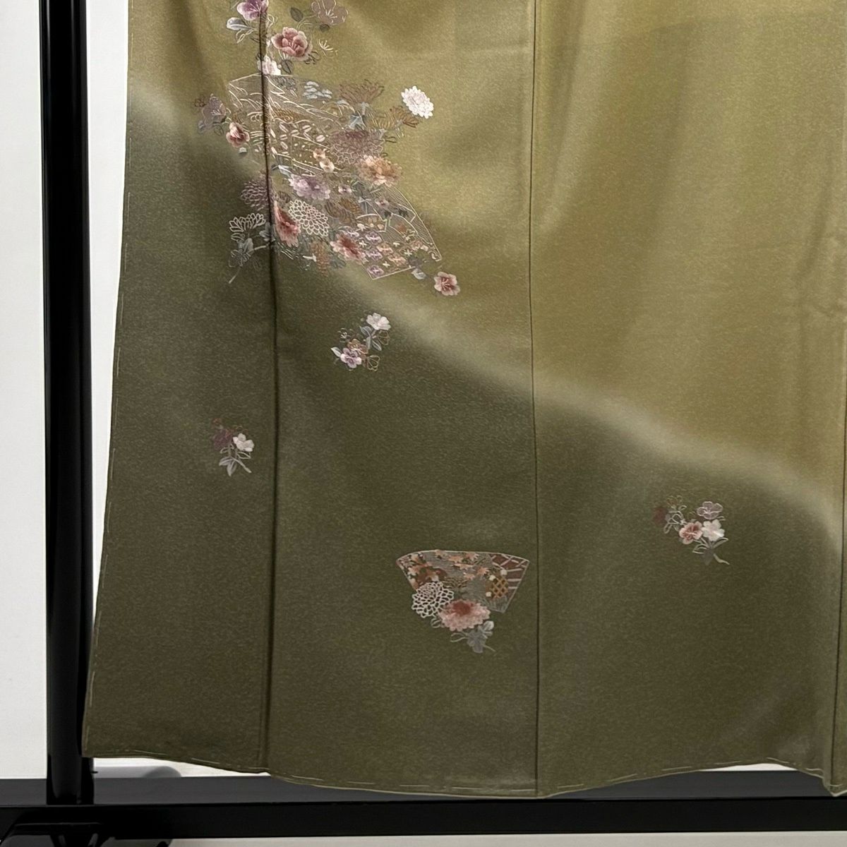【美品】 付下 身長156.5cm 袖長62cm S 雙層 扇子面 草花紋刺繡 漸層 薄茶 純蠶絲 秀品級