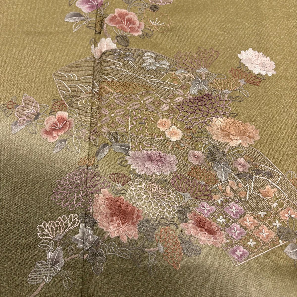 【美品】 付下 身長156.5cm 袖長62cm S 雙層 扇子面 草花紋刺繡 漸層 薄茶 純蠶絲 秀品級