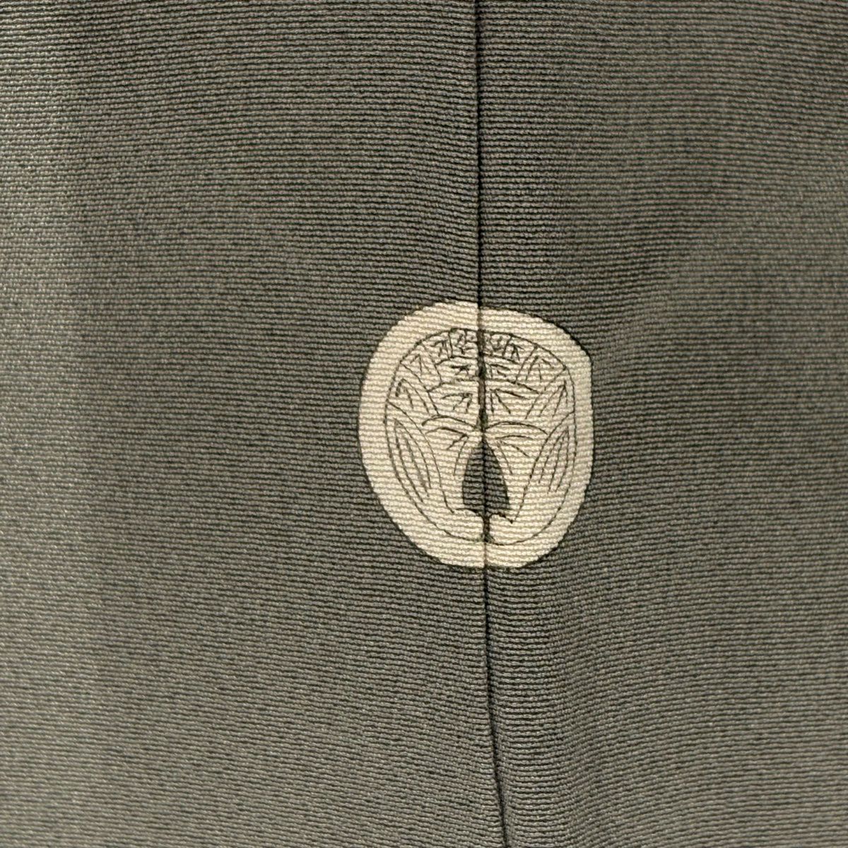 色留袖禮服 身長165cm 袖長67.5cm L 雙層 落款あり 辻花染 松樹皮菱 金銀彩 染分 灰綠 純蠶絲 秀品級 一つ紋