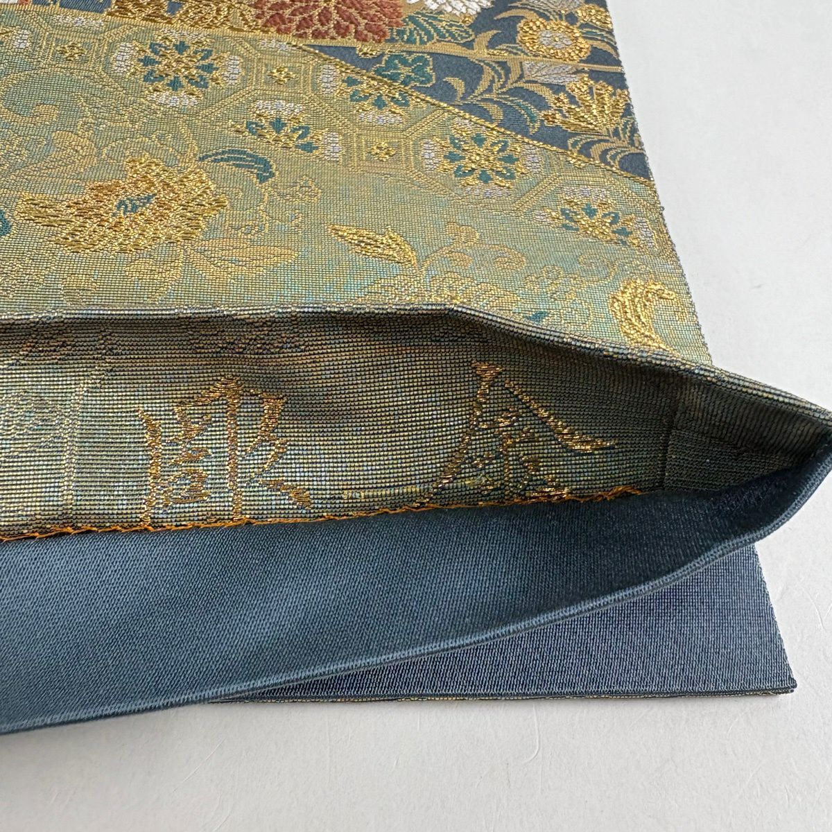 【美品】 袋帶 秀品級 彫金 關西仕立 裂取花丸盡し 金絲 金金箔 青灰 深藍色 六通 純蠶絲