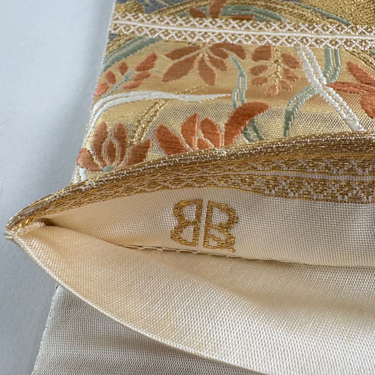袋帶 秀品級 服部織物 落款 花丸紋 道長取 金絲 金金箔 米色 六通 純蠶絲