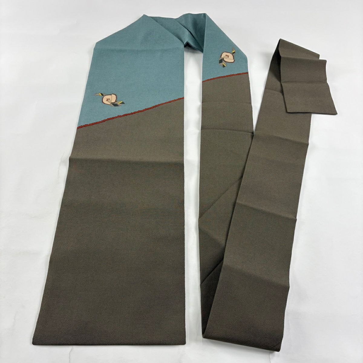 【美品】名古屋帶 秀品級 椿 絞織 灰茶 純蠶絲