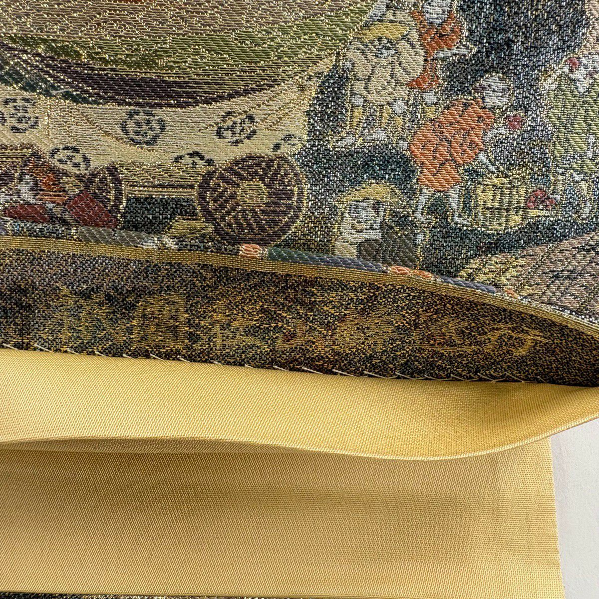 【美品】 袋帶 秀品級 本金金箔 祇園社山鉾巡行 人物 金金箔 金絲 金色 大鼓圖案 純蠶絲